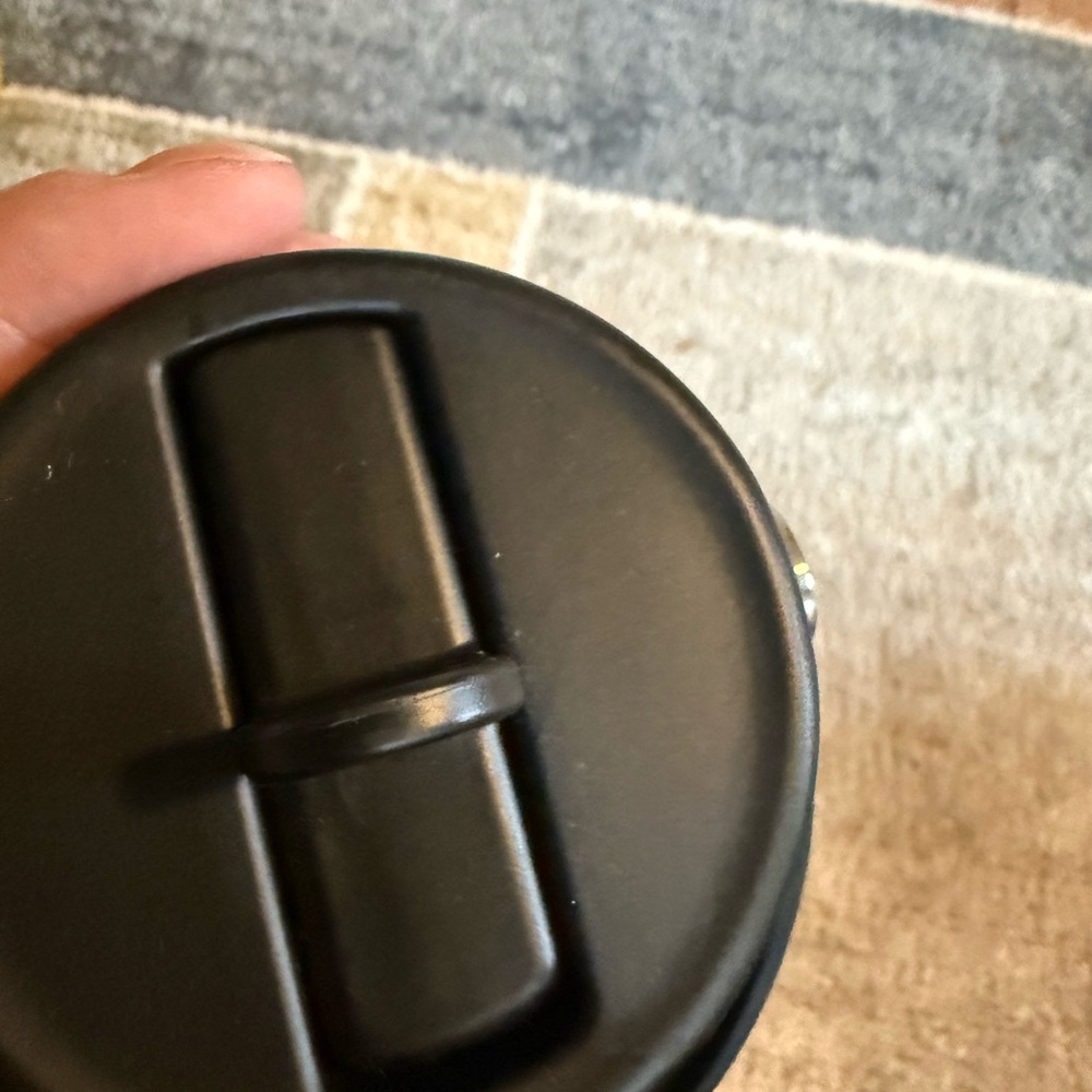 Hydro Flask Sand Water Bottle with Black Lid - Picture 6 of 7